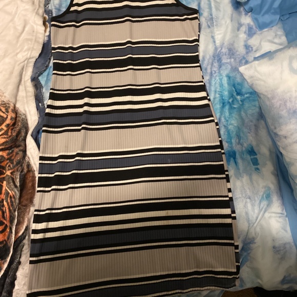 Grey blue and white dress - Picture 2 of 2